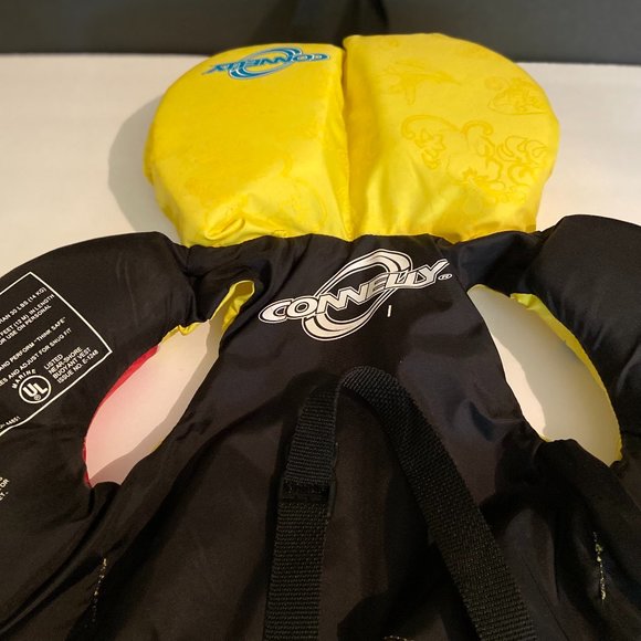 CONNELLY youth life Jacket - Excellent Condition - Picture 2 of 4